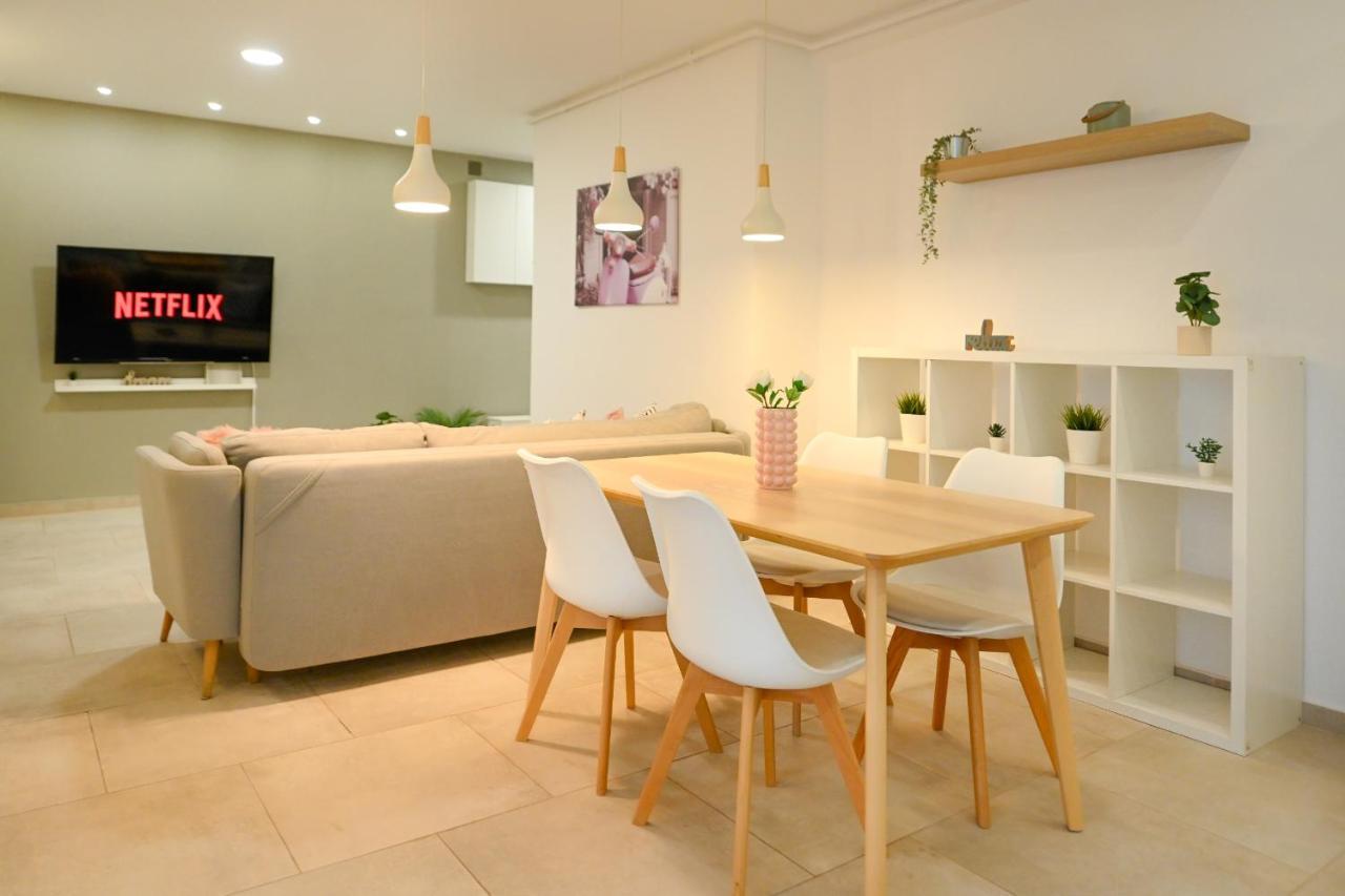 Splendid 2Br Apartment With Breathtaking Views Of Casa Poporului Bucharest Exterior photo